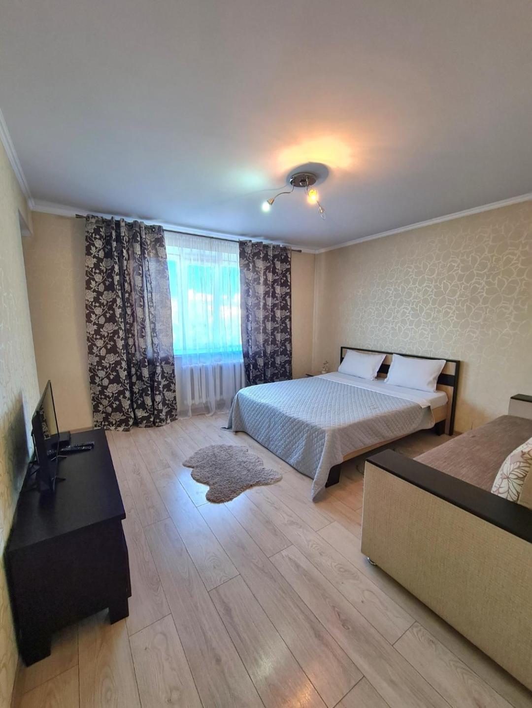 Decebal 2 Apartment คีชีเนา ภายนอก รูปภาพ